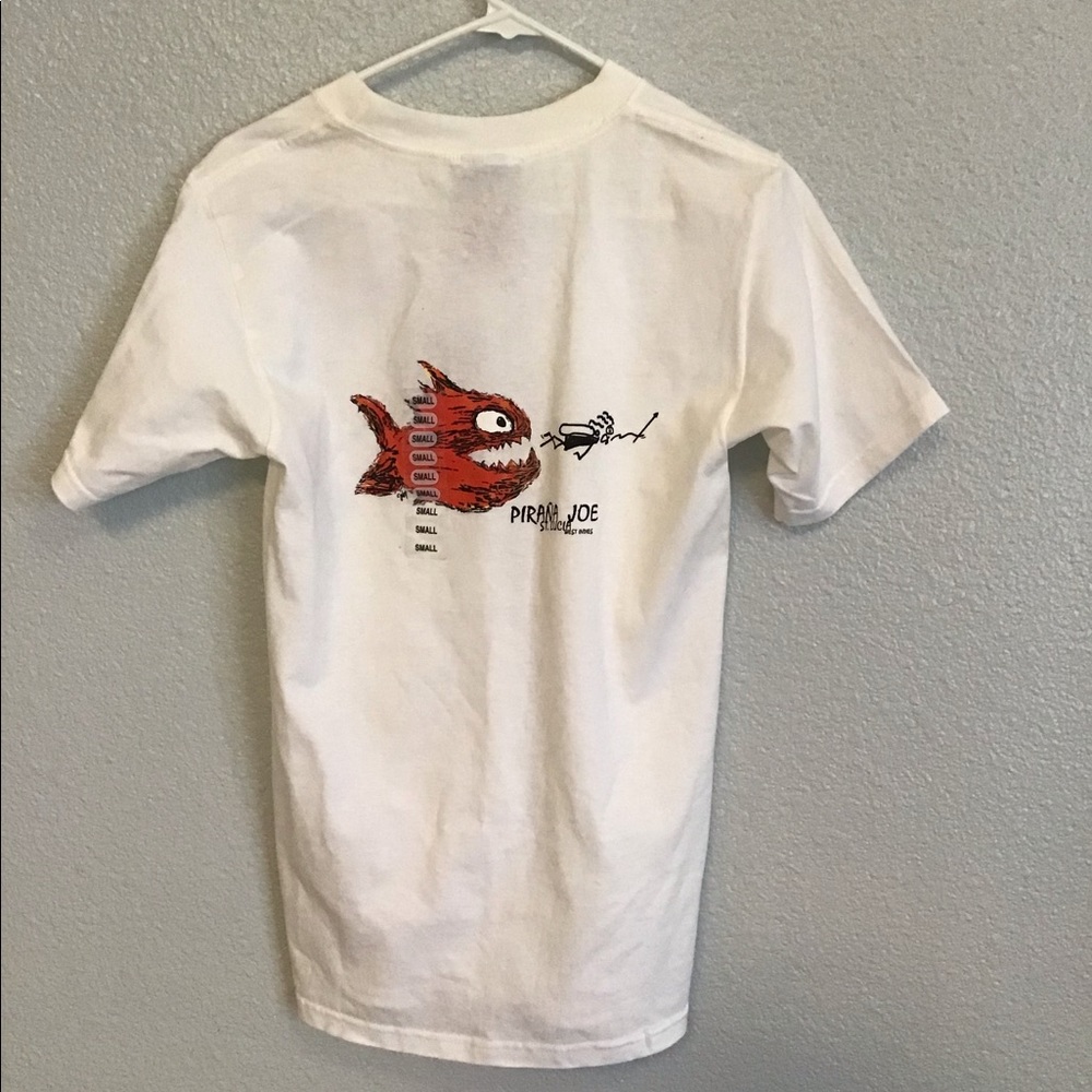 Pirana  Joe Tee.  NWT